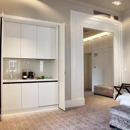 Bellotto Hotell